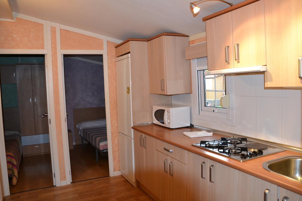 Camping Fuentes Blancas Burgo Εξωτερικό φωτογραφία