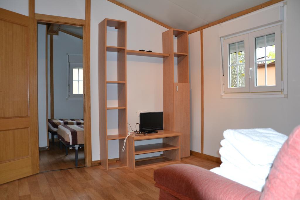 Camping Fuentes Blancas Burgo Δωμάτιο φωτογραφία