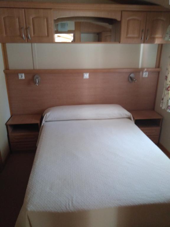 Camping Fuentes Blancas Burgo Εξωτερικό φωτογραφία